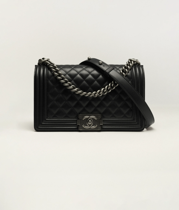 CHANEL Classic Boy Flap Caviar Calfskin & Ruthenium-Finish Metal