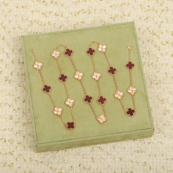 Van Cleef&Arpels VCA alhambra 20 red agate Diamond Necklace